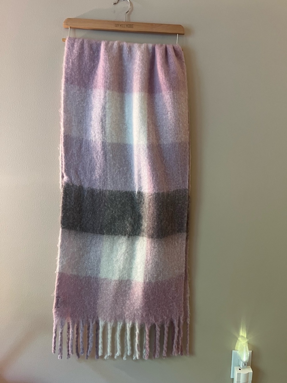 Steve Madden Lavender Fuzzy Knit Scarf